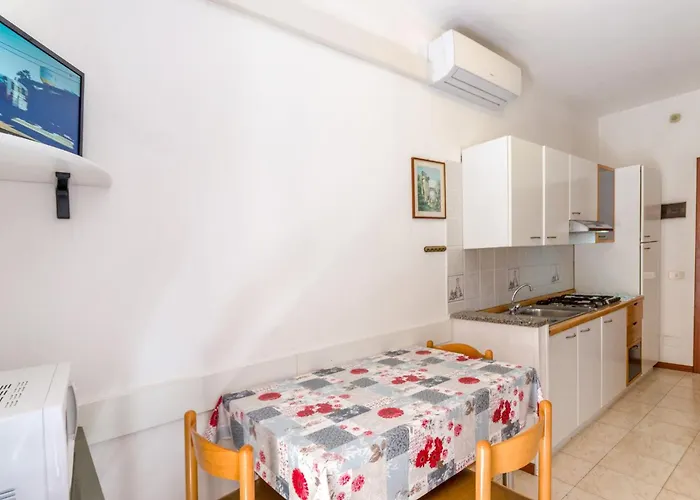 Cozy A Few Steps From The * Bibione