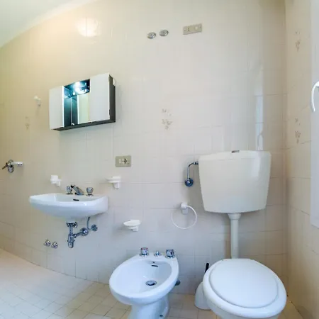 Cozy A Few Steps From The