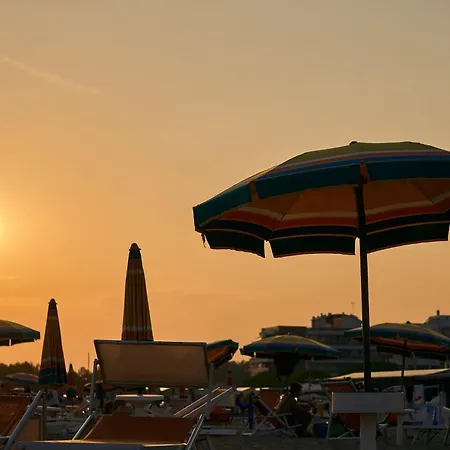 Cozy A Few Steps From The * Bibione